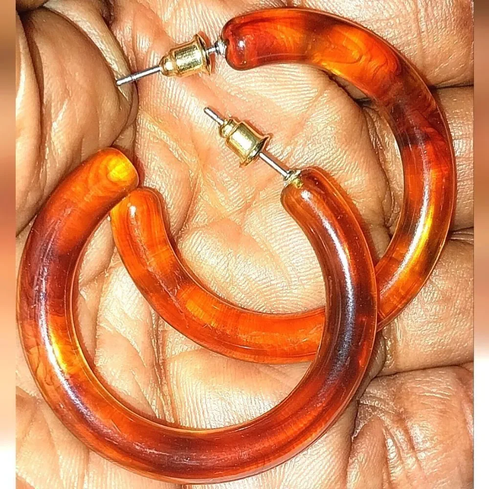 Ladies Super cute Brown Hoop Fashion Earrings